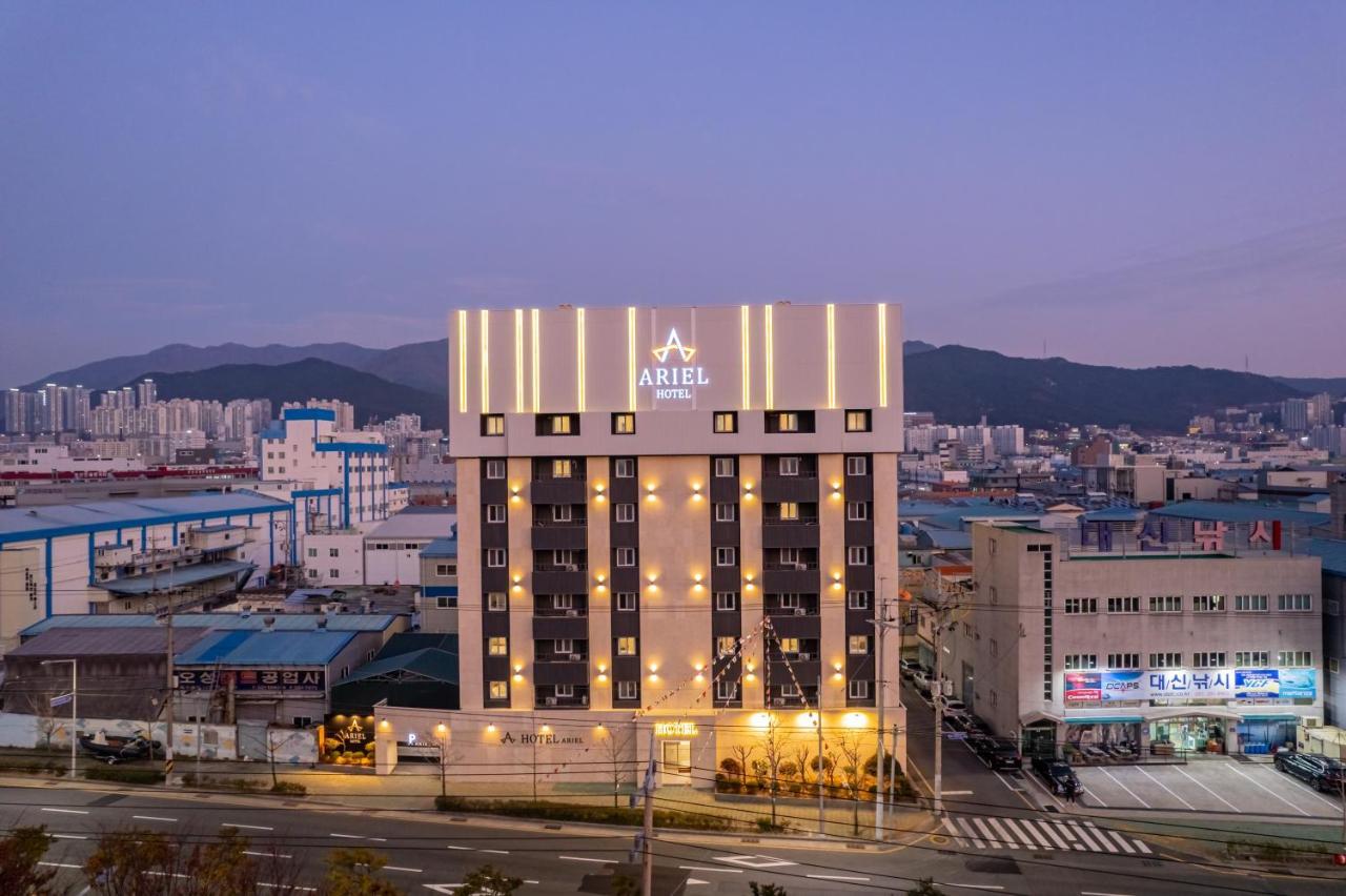Ariel Hotel Пусан Екстериор снимка