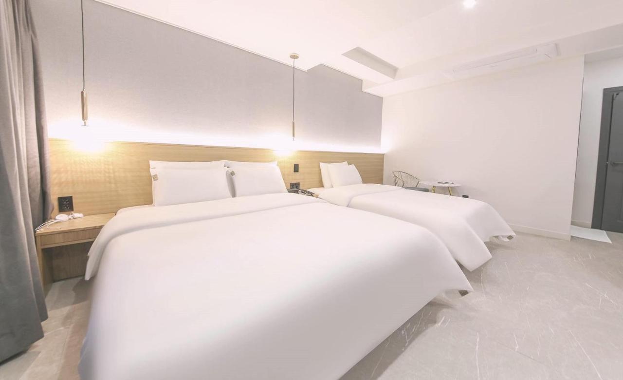 Ariel Hotel Пусан Екстериор снимка